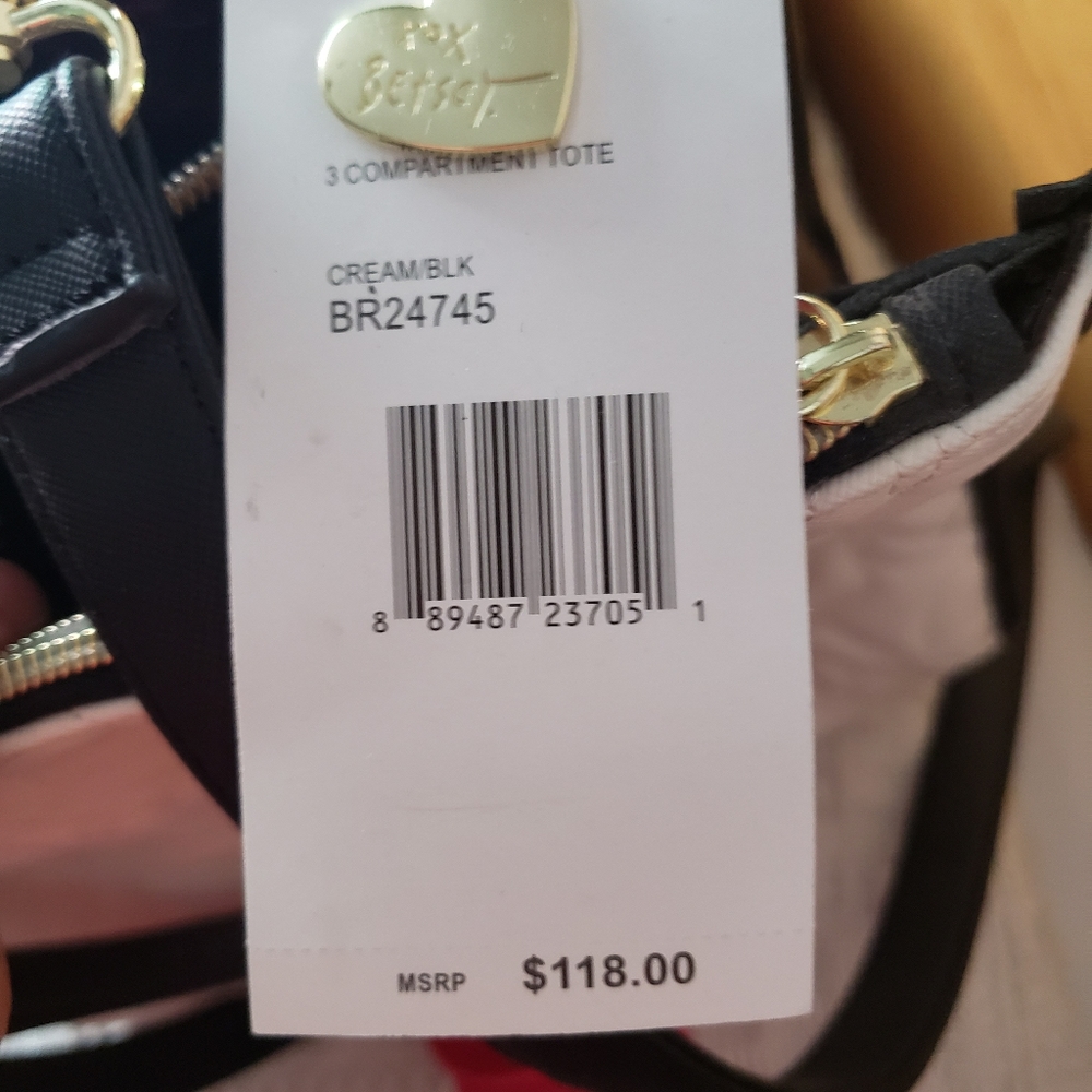 Purse - Picture 4 of 6